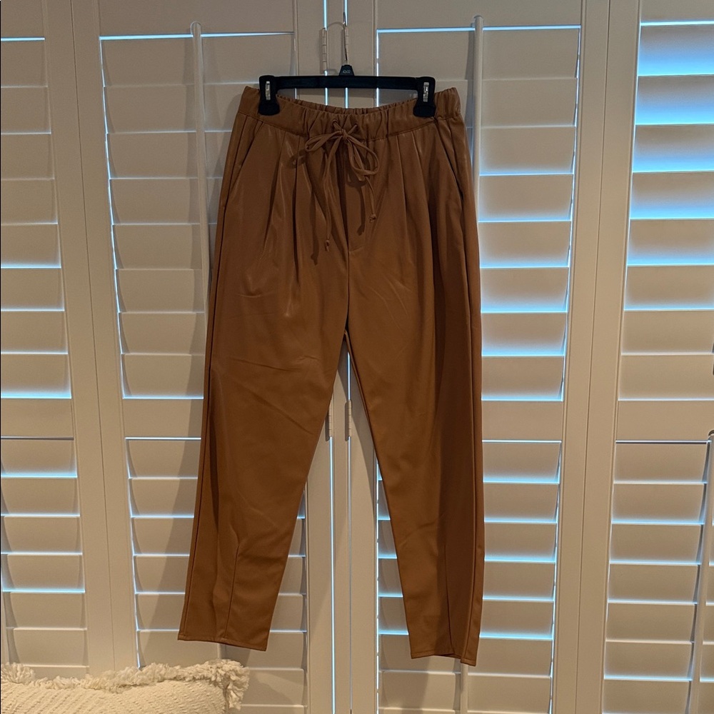 Entro Men's Brown Joggers